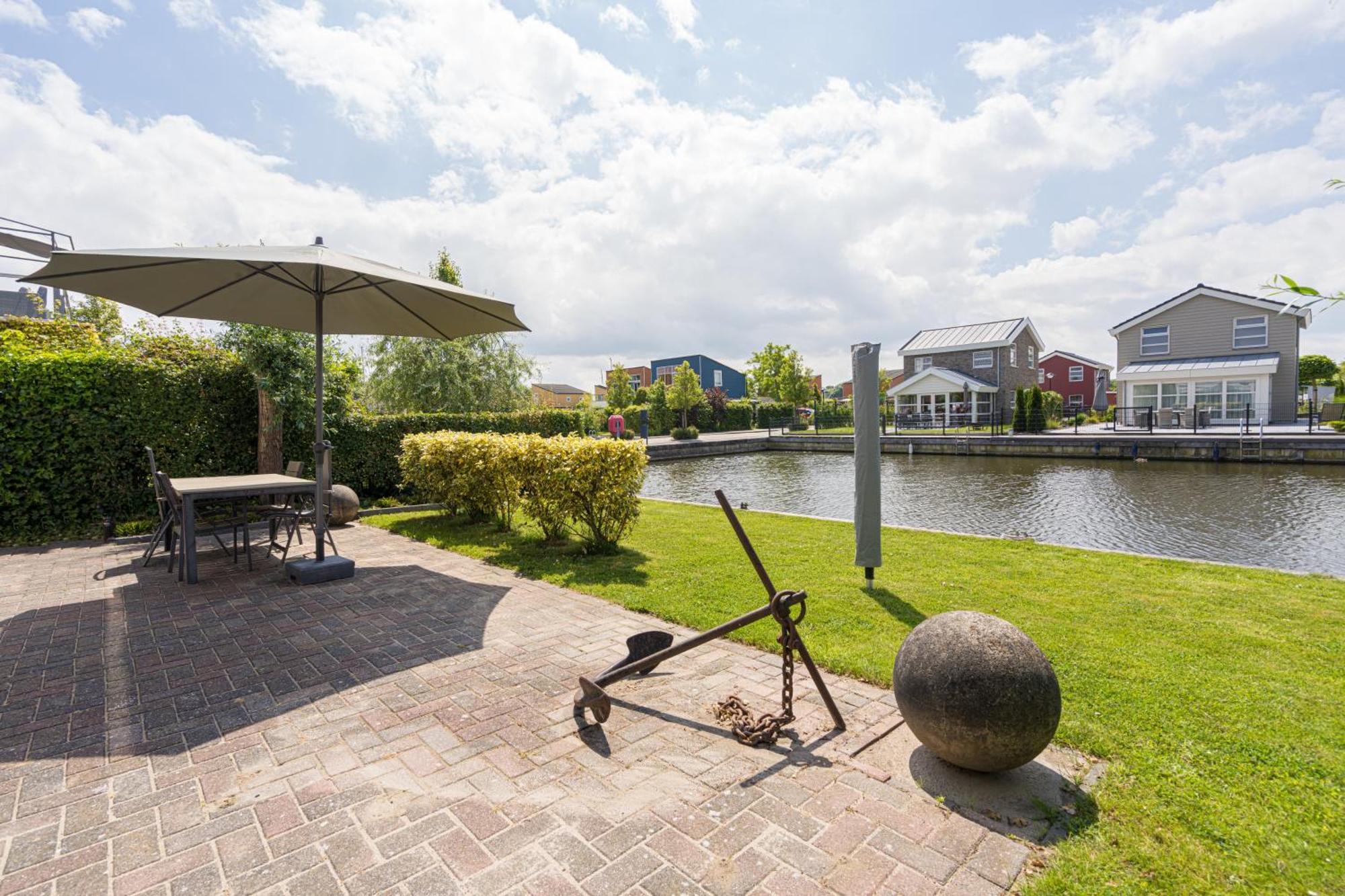 Nautic Rentals - Marinapark Oude-Tonge Exterior photo
